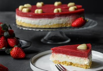 Zu den Erdbeeren!