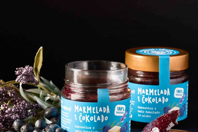 Blaubeermarmelade mit weißer Schokolade und Lavendel